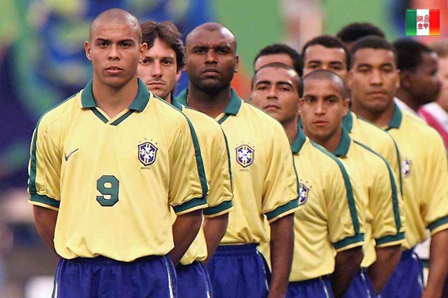 回攻手凭借 回攻手凭借