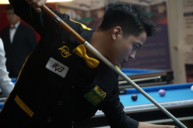 仅让参赛者 仅让参赛者