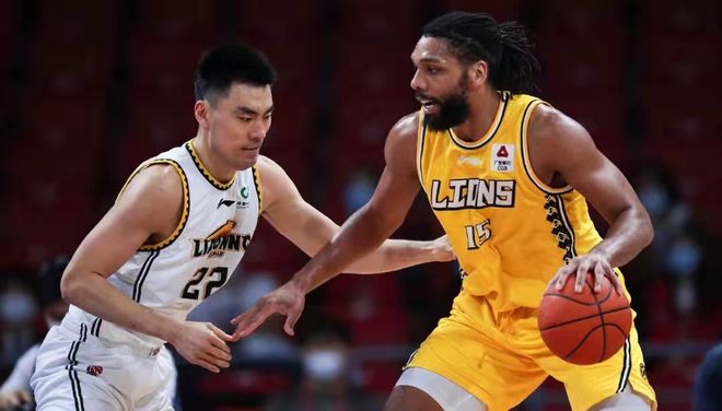 狙击位承担 狙击位承担